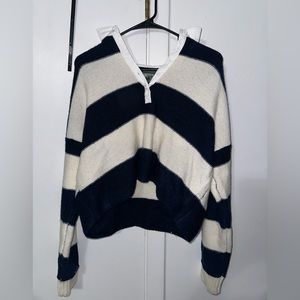 American Eagle cropped long sleeve